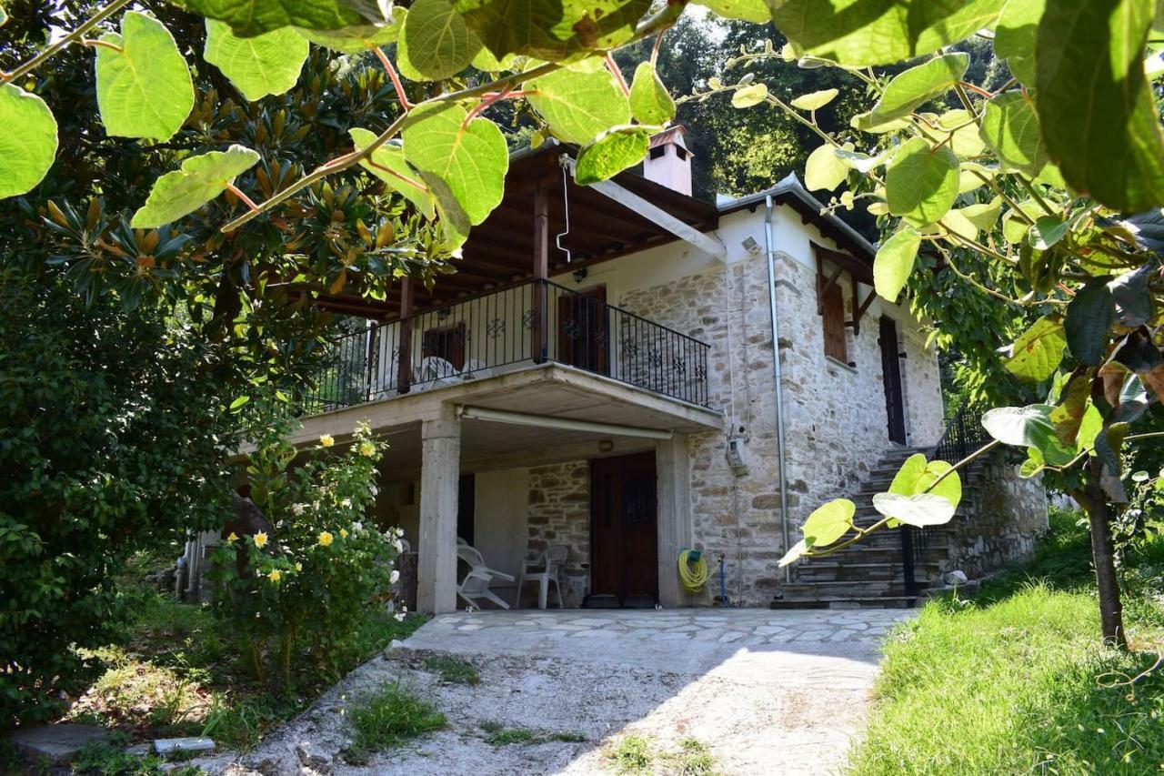 Holiday Home Dionysis Хорефто Екстериор снимка