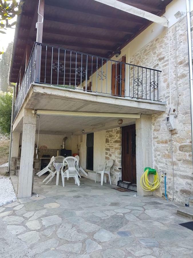 Holiday Home Dionysis Хорефто Екстериор снимка