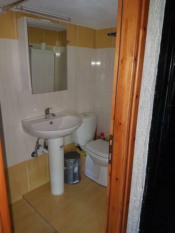 Holiday Home Dionysis Хорефто Екстериор снимка